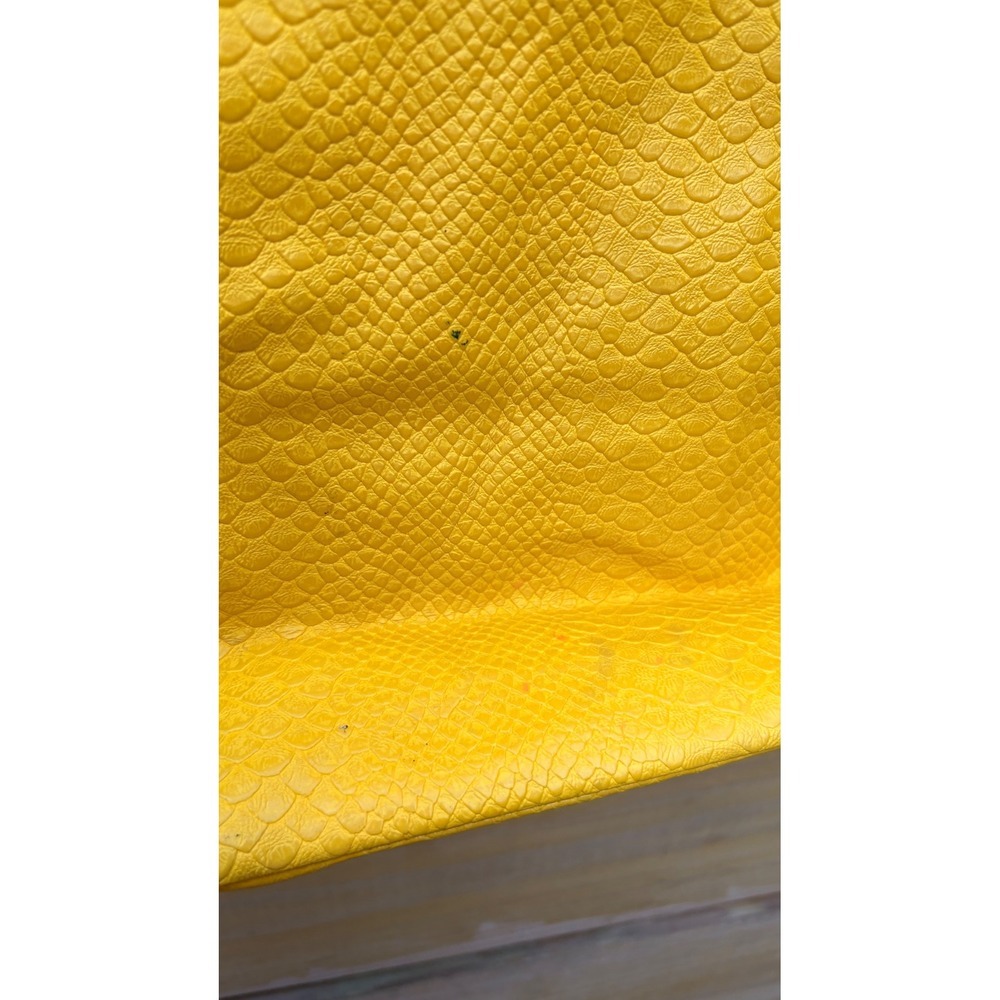 Neiman Marcus Yellow Snakeskin Embossed Faux Leather Tote Bag Front Zip Pockets - Picture 5 of 9